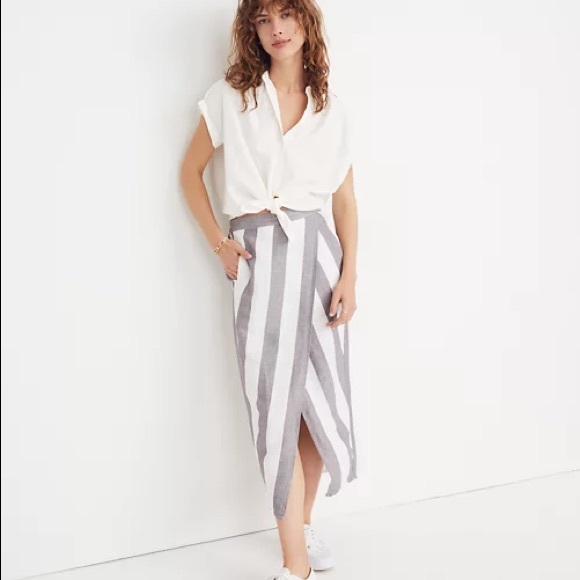Madewell Dresses & Skirts - Madewell Striped Overlay Skirt in Gray and White